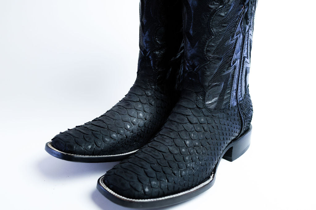Python Negro Mate