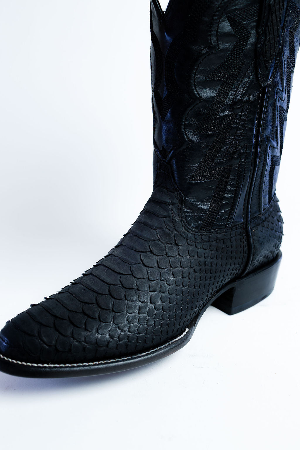Python Negro