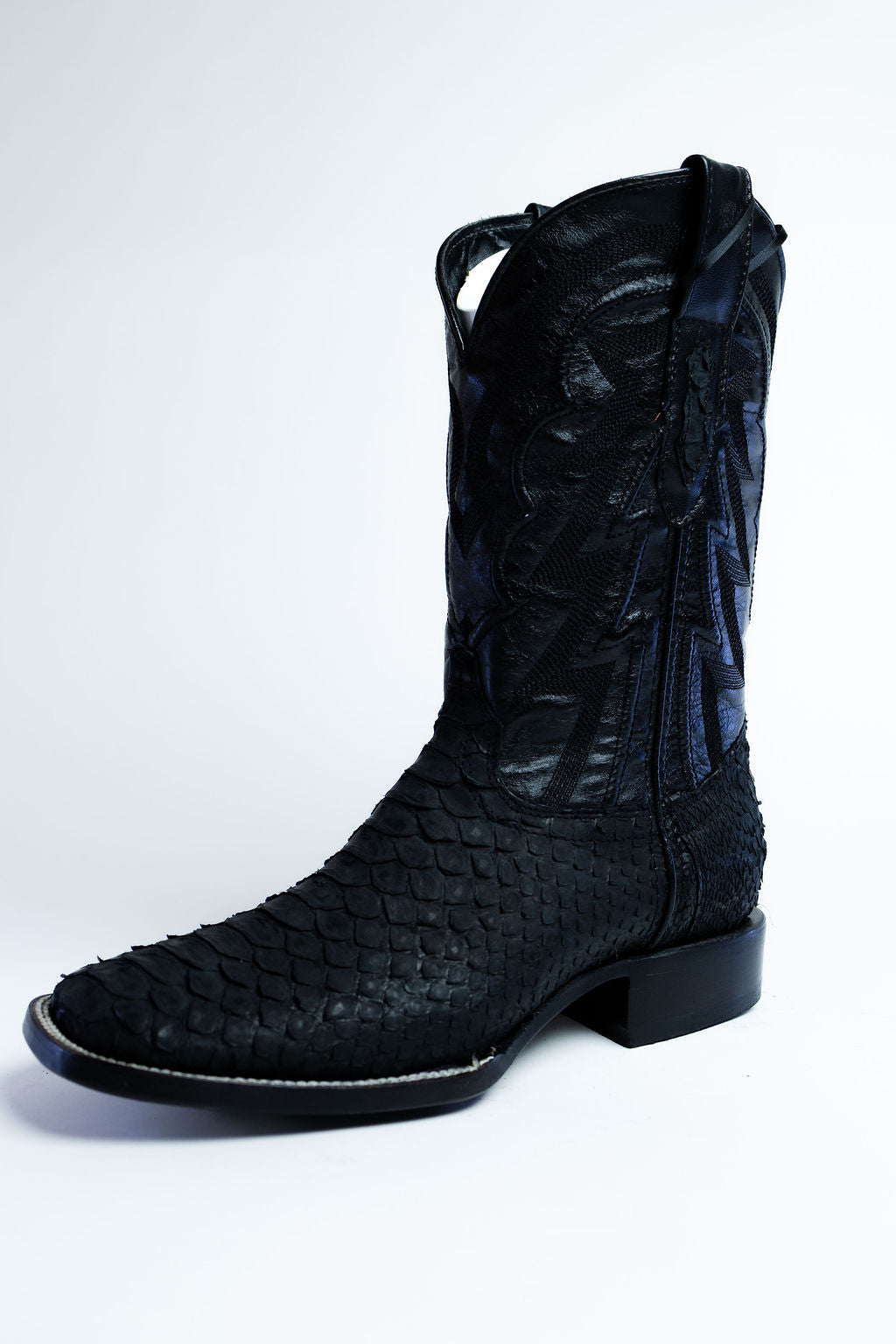 Python Negro Mate